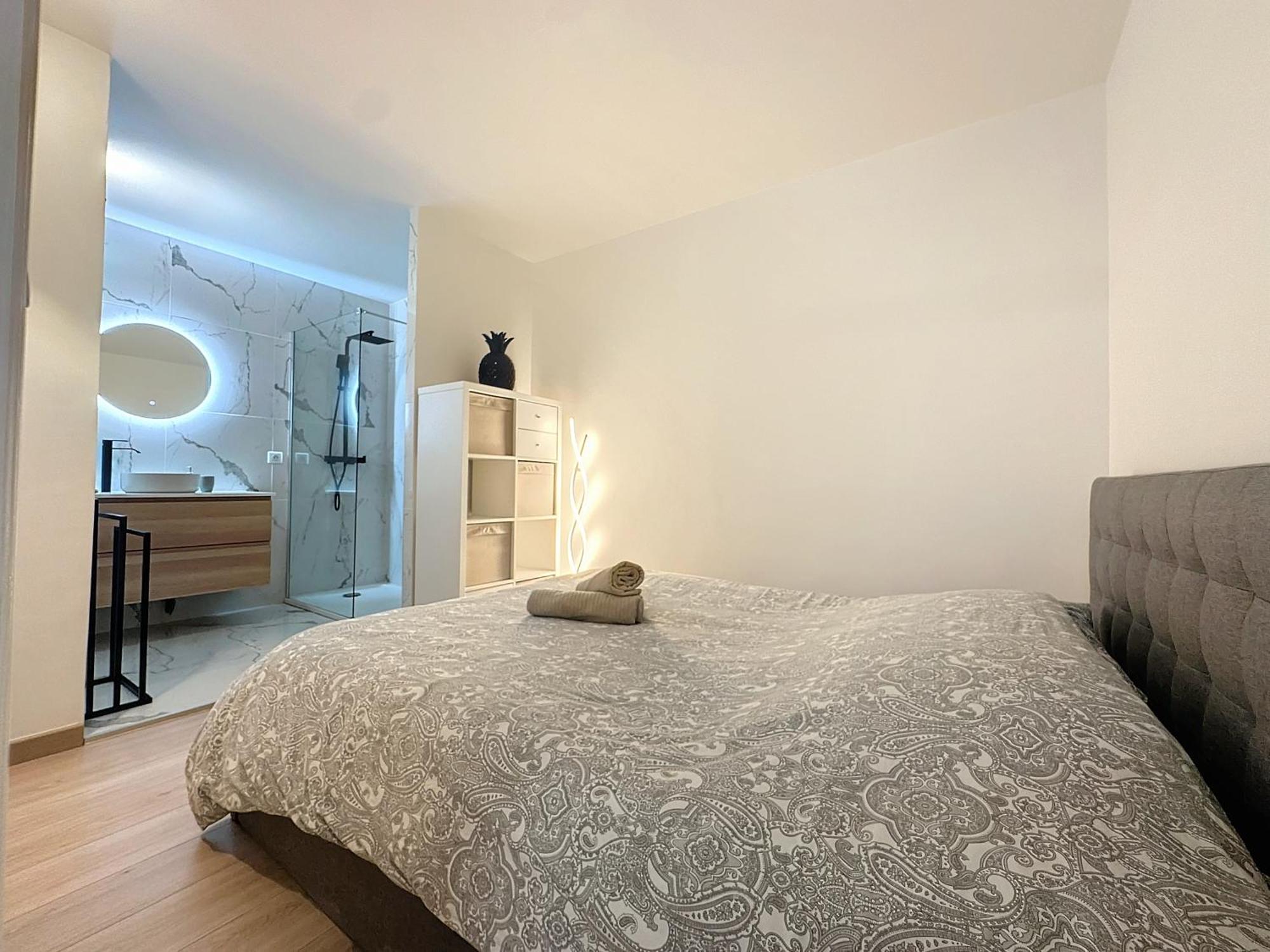 2 Pieces - Parking - Jacuzzi - Food & Drink - Love Menton Exterior photo